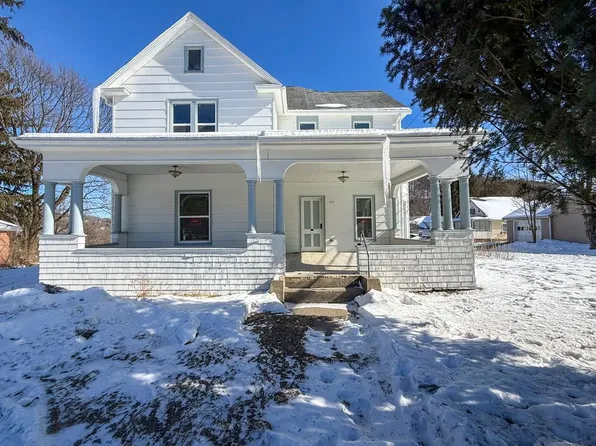 338 Front St, New Albany, PA 18833