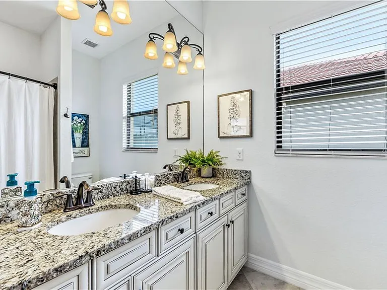 28111 Wicklow Ct — Photo 19
