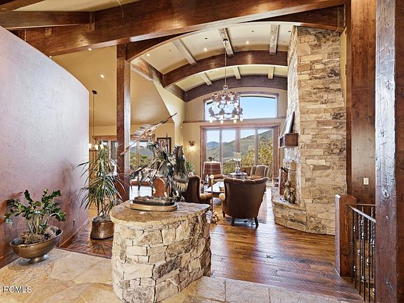 4th image of 4905 Bear View Dr