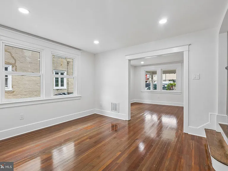 114 Conestoga Rd — Photo 32