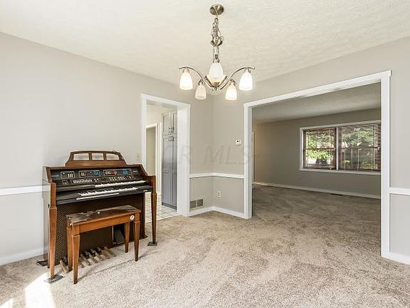 4th image of 1003 Kelvin Ct