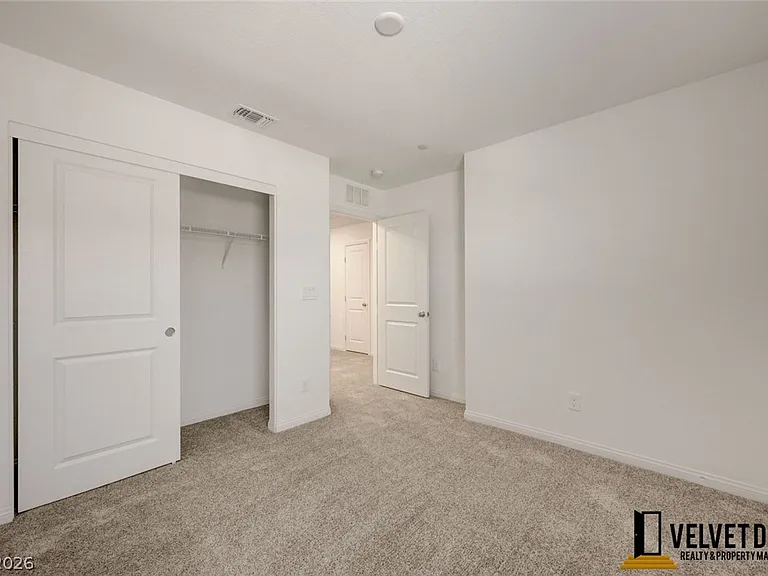 2725 Luzzi Walk — Photo 22