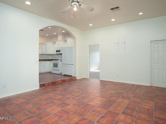 5th image of 9187 E BARATARIA Boulevard