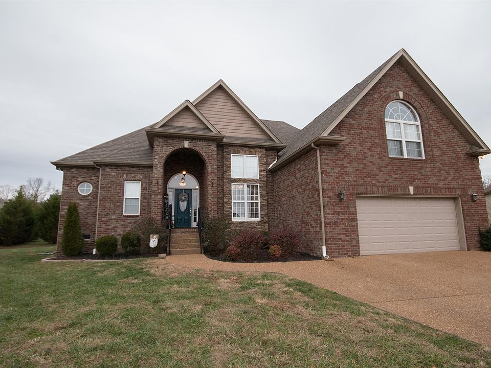 1st image of 124 Ashfield Ct