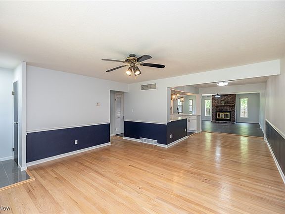 4th image of 5937 Doxmere Dr
