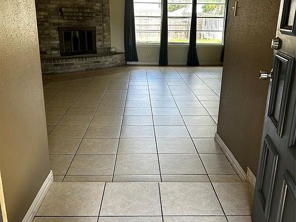4th image of 20019 Rustlewood Dr