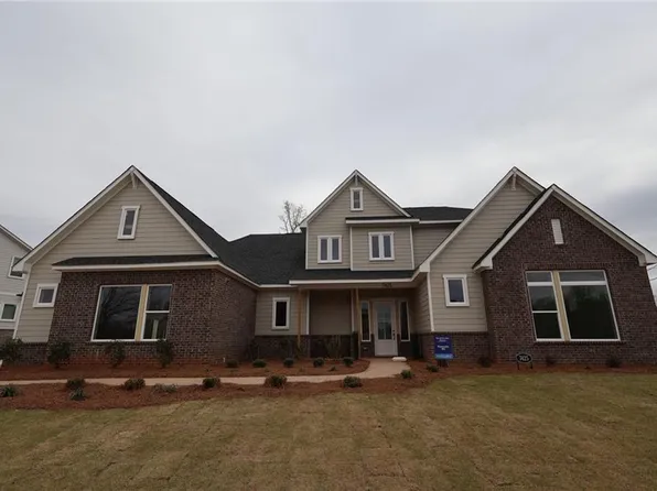 7425 Magnolia Crest Ln, Cumming, GA 30028