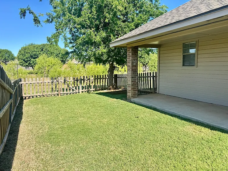 17609 Gold Dr — Photo 21