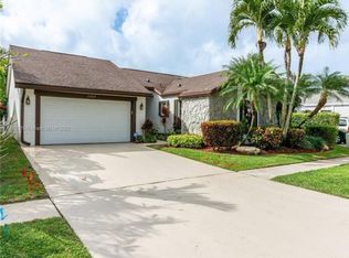 11612 Quiet Waters Ln, Boca Raton, FL 33428