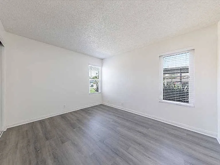 Park Place Apartments — Photo 63