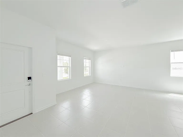 2008 Rider Rain Ln — Photo 7