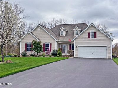 7 Knottingley Place, Ballston Lake, NY, 12019