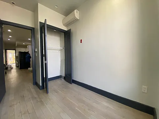 Rented by Yup Realty LLC | media 31