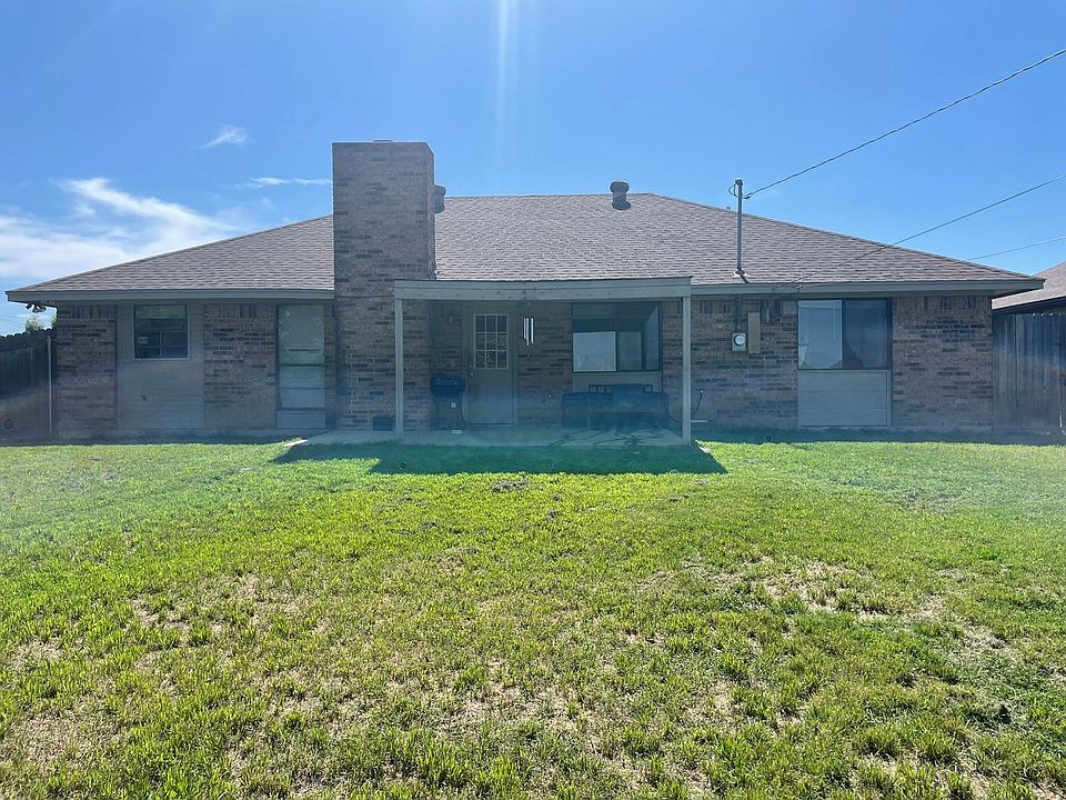 1st image of 4613 Greenlee Dr