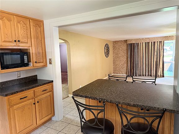 4th image of 3101 Ohio Dr