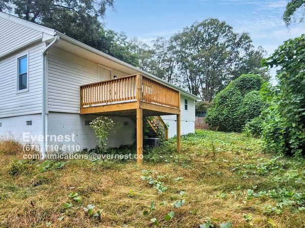 313 Stokes St, Monroe, GA 30655