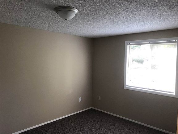 4th image of 1823 W Northridge Ct APT 43