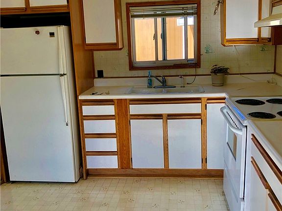 4th image of 2916 S 200th St Spc 30-B