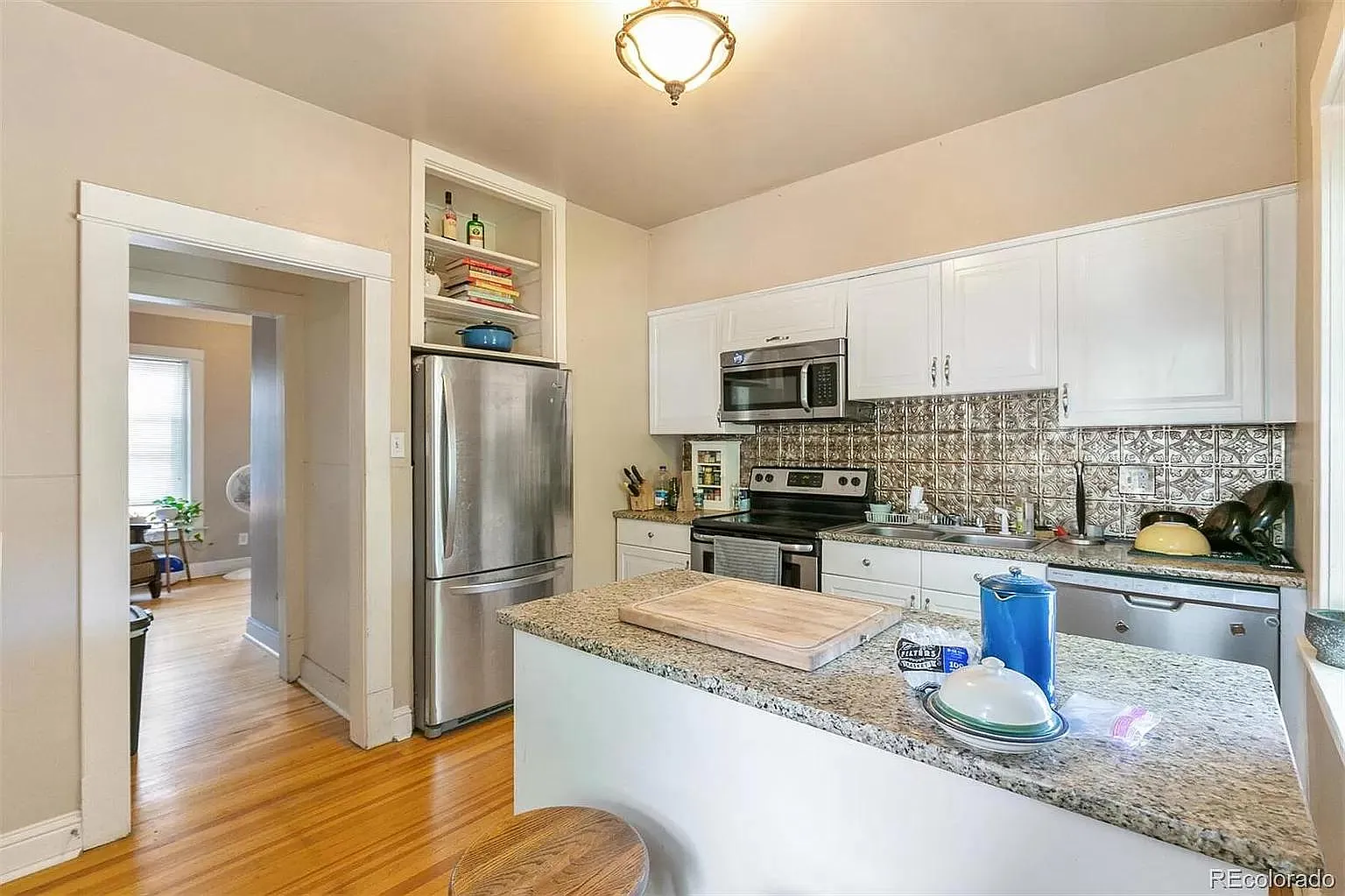 1630 Colorado Blvd — Photo 3