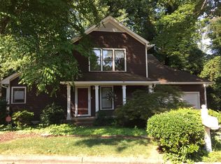 2229 Oxford Hills Dr, Raleigh, NC 27608