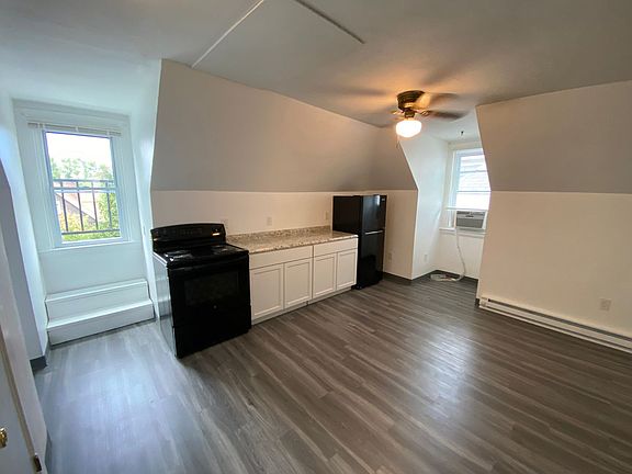 2nd image of 130 S Bryant Ave APT 3