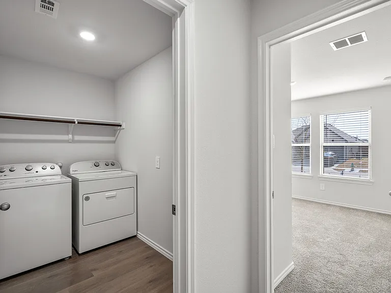 13173 Enclave Pkwy — Photo 18