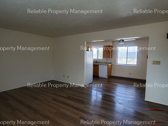 4th image of 1450 Jefferson Ave #4