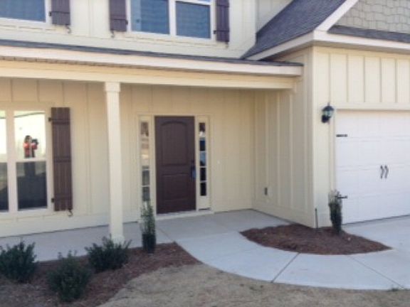 3rd image of 824 Herrington Dr