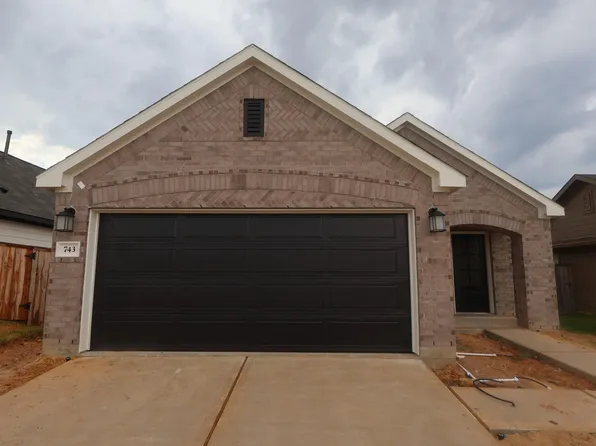 743 Hackberry Branch Ct, Magnolia, TX 77354