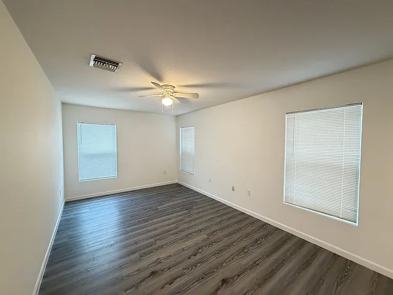 15137 SW 61st Court Rd — Photo 17