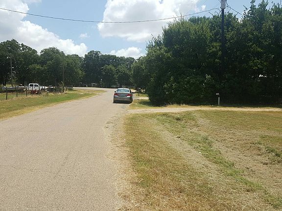 5th image of 8800 Cahill Dr