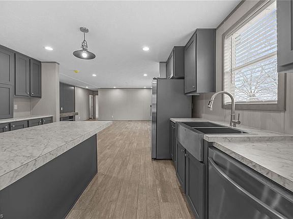 5th image of 430 Cabin Creek Dr