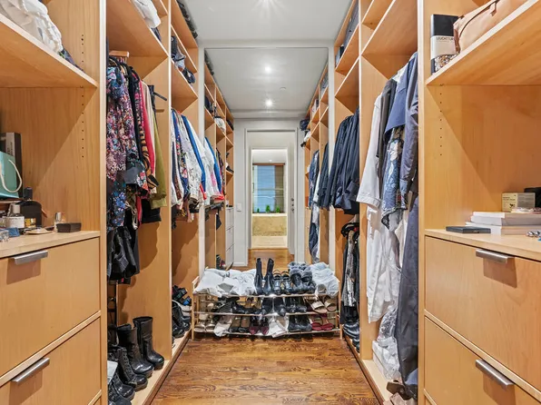 335 West 38th Street image 15 of 21