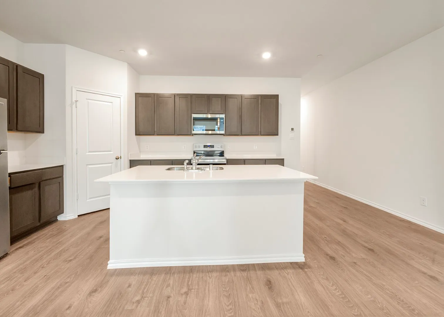 2015 Clay Street — Photo 4