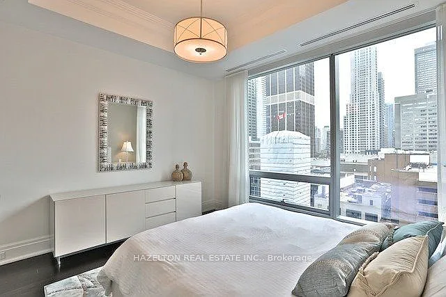 55 Scollard St #705 — Photo 19