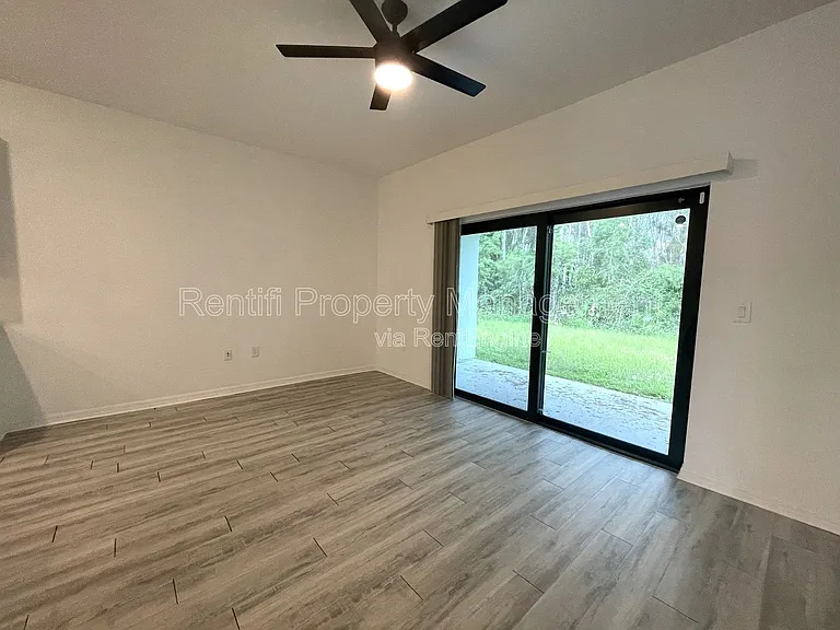 558 Nimitz Blvd — Photo 9