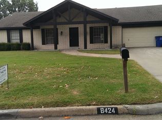 8424 E 65th St, Tulsa, OK 74133