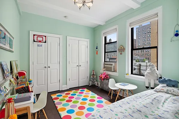 Sold by Compass | media 4