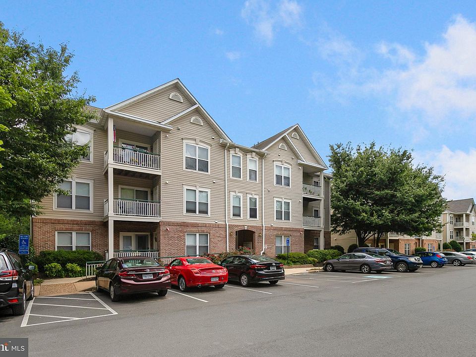 1st image of 6515 Grange Ln Unit 104