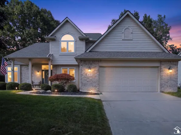 870 Hickory Creek Dr, Temperance, MI 48182