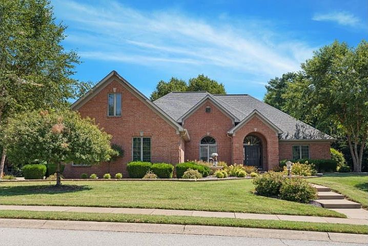 1st image of 1046 N Forest Oak
