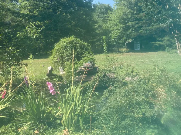508 Mayland Rd, Monterey, TN 38574
