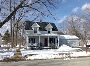 38 Pepperell St, Saco, ME 04072