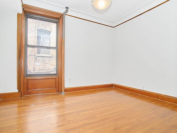 4th image of 266 W 23rd St #1A