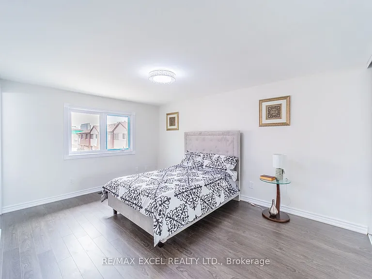21 Livonia Pl #112 — Photo 7