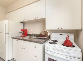 47 Strathcona Ave N #BACHELOR, Hamilton, ON L8R3B9