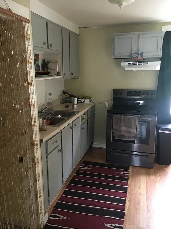 2 bed, 1.0 bath, 500 sqft, $1,380 — Photo 1