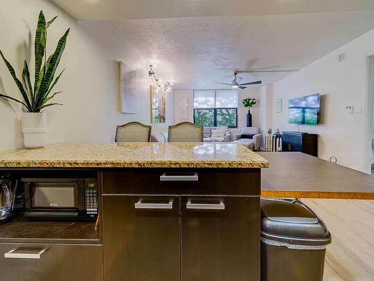 701 S Madison Ave #212 — Photo 13