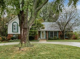 4809 W 95th St, Overland Park, KS 66207
