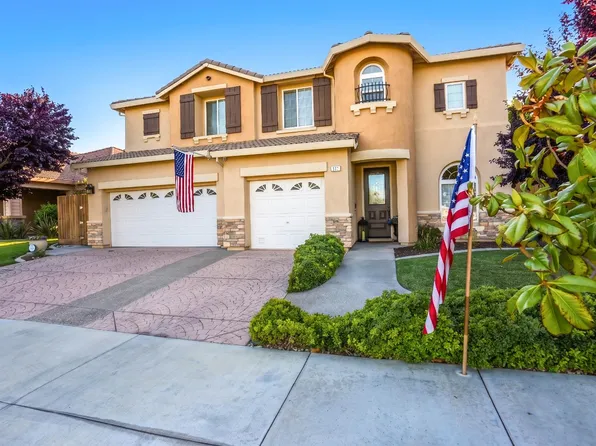 211 Las Palmas St, Los Banos, CA 93635